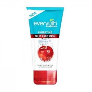Everyuth Naturals Hydrating Fruit Face Wash 150g